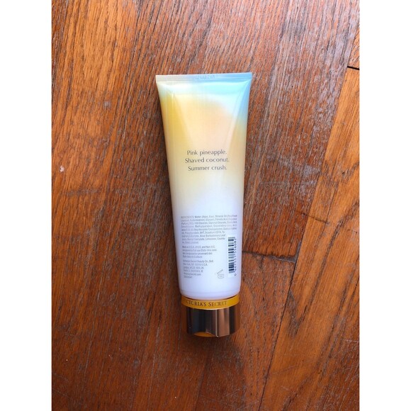 Victoria's Seacret Coconut Granita Lotion - Picture 3 of 6